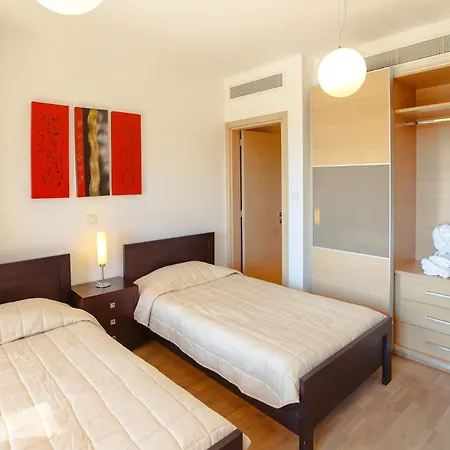 Luxury Elite Aj04 Complete With A Private, Climate Controlled Pool And A Relaxing Outdoor Jacuzzi, Aphrodite Hills Vila *
