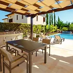 Luxury Elite Aj04 Complete With A Private, Climate Controlled Pool And A Relaxing Outdoor Jacuzzi, Aphrodite Hills Villa Kouklia