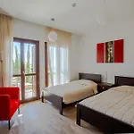 Luxury Elite Aj04 Complete With A Private, Climate Controlled Pool And A Relaxing Outdoor Jacuzzi, Aphrodite Hills Kouklia
