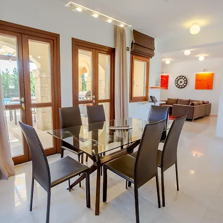 Luxury Elite Aj04 Complete With A Private, Climate Controlled Pool And A Relaxing Outdoor Jacuzzi, Aphrodite Hills *