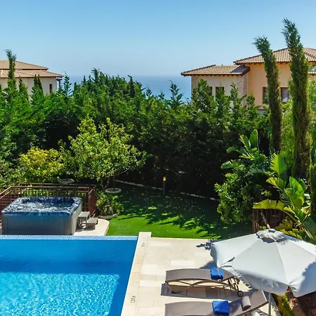 Luxury Aj04 With Private Heated Pool & Jacuzzi, Services Inc, Aphrodite Hills *