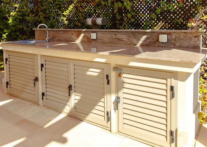 Luxury Elite Aj04 Complete With A Private, Climate Controlled Pool And A Relaxing Outdoor Jacuzzi, Aphrodite Hills *