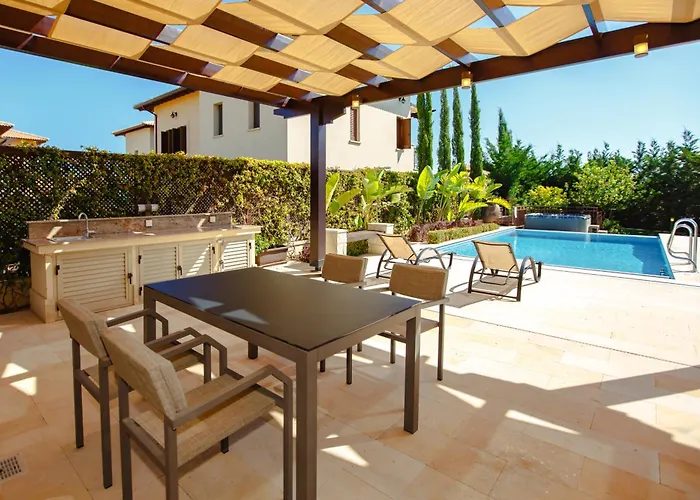 Luxury Elite Aj04 Complete With A Private, Climate Controlled Pool And A Relaxing Outdoor Jacuzzi, Aphrodite Hills ヴィラ クークリア