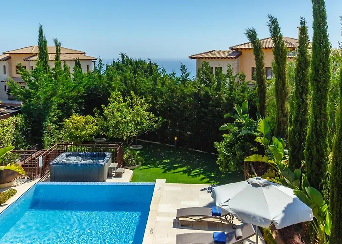 Luxury Elite Aj04 Complete With A Private, Climate Controlled Pool And A Relaxing Outdoor Jacuzzi, Aphrodite Hills *