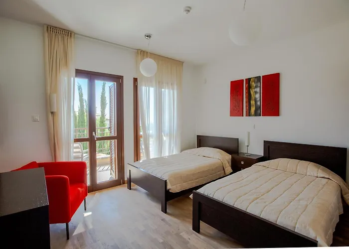 Luxury Elite Aj04 Complete With A Private, Climate Controlled Pool And A Relaxing Outdoor Jacuzzi, Aphrodite Hills クークリア