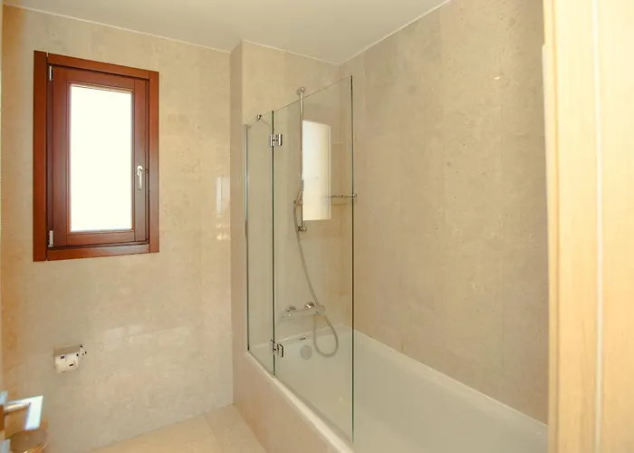 ヴィラ Luxury Elite Aj04 Complete With A Private, Climate Controlled Pool And A Relaxing Outdoor Jacuzzi, Aphrodite Hills